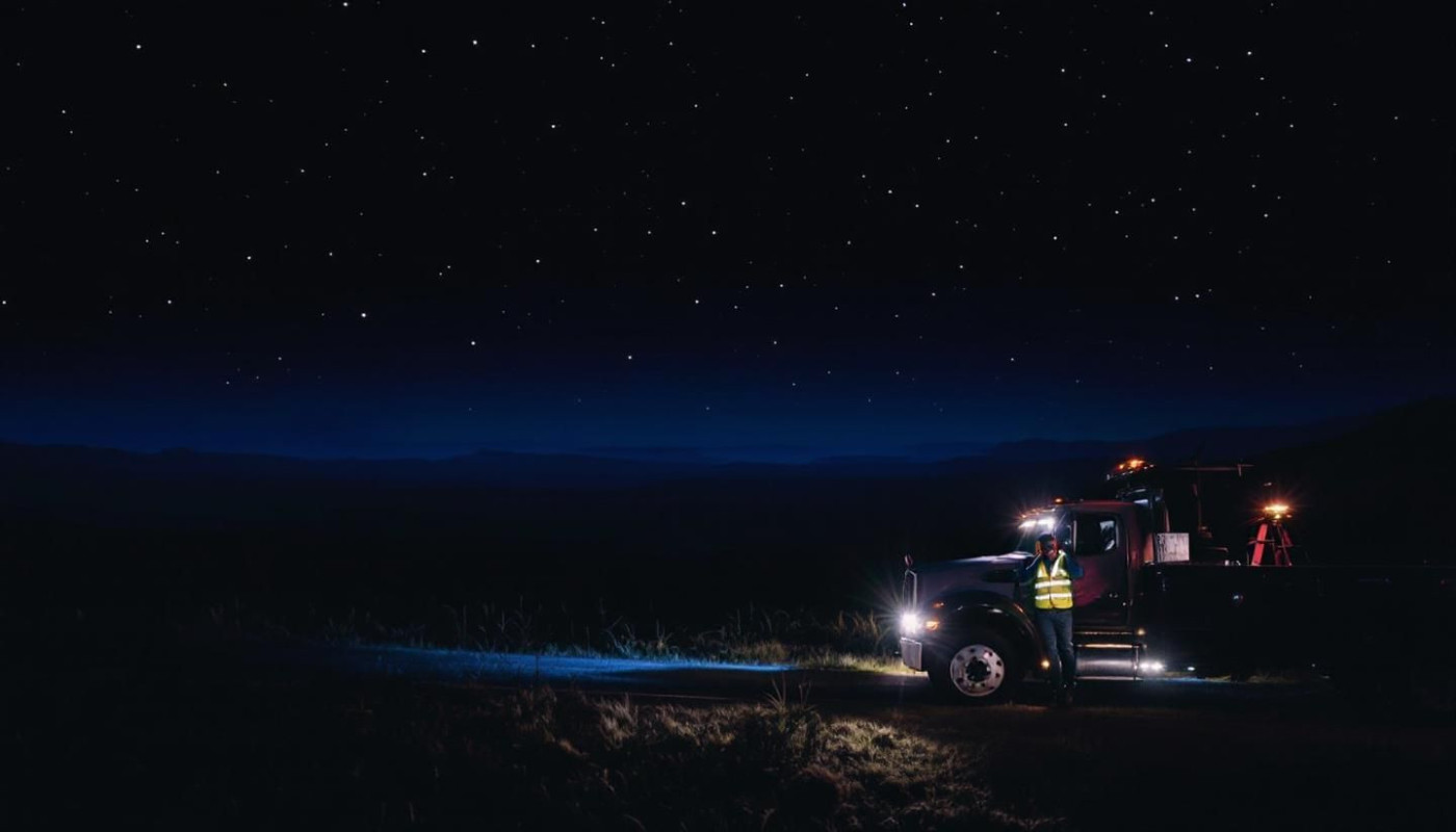 Comment optimiser le temps d'attente lors d'un remorquage nocturne ?